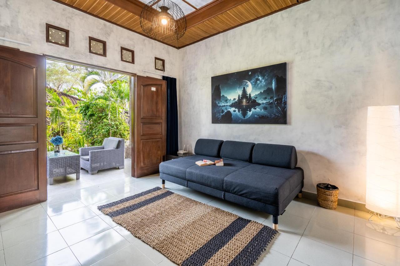 Inari Villa Nusa Dua นูซาดูอา ภายนอก รูปภาพ